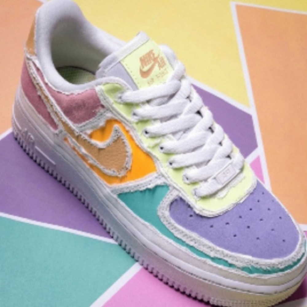 NEW IN BOX- Nike Air Force 1 '07 PRM Arctic Punch Pastel Tear Off Women's Size 8